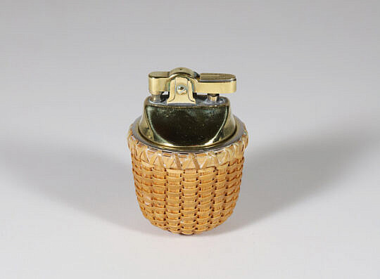 Paul Willer Nantucket Basket Lighter