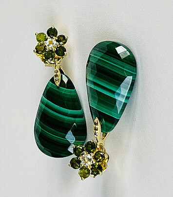 42809 Malachite Green Topaz Earrings BB IMG_8288