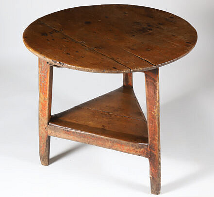 English Pine Cricket Pub Table with Circular Top, Early 19th Century
