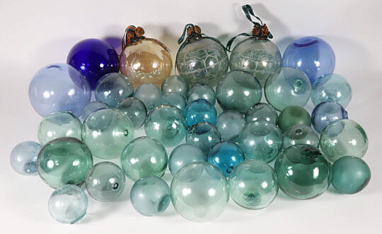 5-5501 34 Glass Float Balls A_IMG_8647