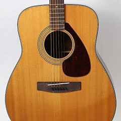 Yamaha FG-200 Acoustic Guitar