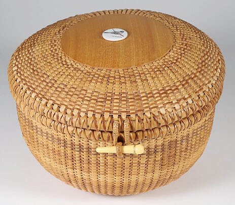 2-5517 Nantucket Sewing Basket A_IMG_9986