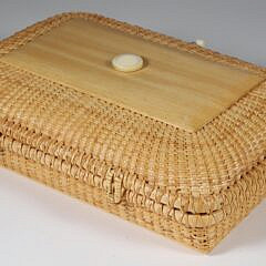 Rectangular Form Nantucket Style Basket Box