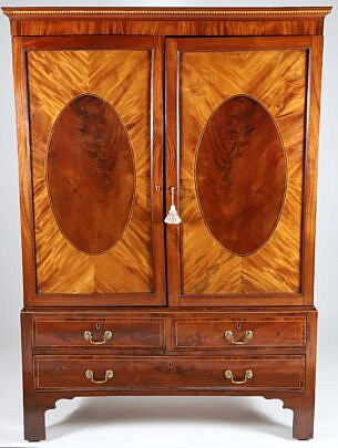 296-5515 Mahogany + Flame Birch Linen Press A_IMG_9831 3