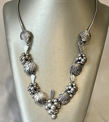 Vintage Mexican 925 Sterling Silver Grape and Leaf Necklace
