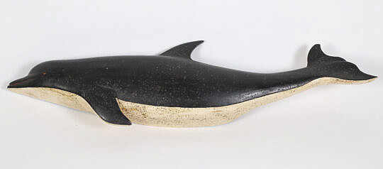 2-5455 Cark Voorhees Jr. Carved Porpoise A_IMG_9661