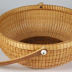 Jean M. Valerio Woven Round Shallow Swing Handled Nantucket Basket, circa 2014