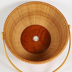 Jean M. Valerio Woven Swing Handle Round Open Nantucket Basket, circa 1998