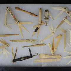 4-5529 Twenty-Two Bone Hygiene Tools A_IMG_9785