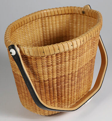 42-5535 Jean M. Valerio Octagonal Open Nantucket Basket A_