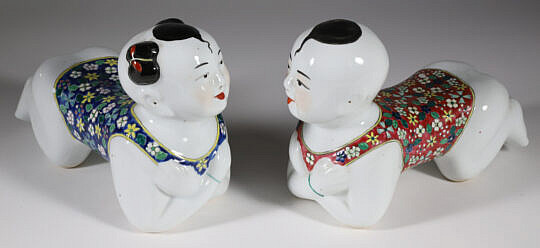 42831 Chinese Porcelain Pillows A_IMG_9834