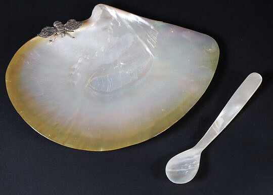 Mother of Pearl Caviar Shell Dish and Spoon