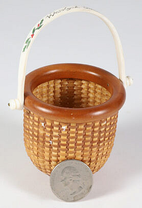 44-5535 Jean M. Valerio Woven 1 Egg Basket A_IMG_9862