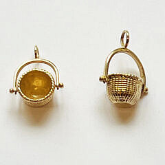 4-5535 Two 14k Gold Miniture Nantucket Basket Pendants A IMG_8848