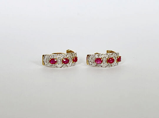 290-4800 Ruby Diamond Earclips A IMG_9102