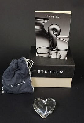 4100-955 Steuben Heart A