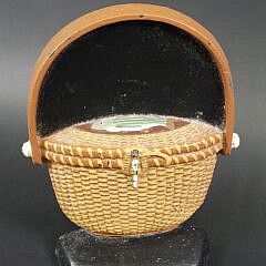 Vintage Limited Edition Cast Iron Nantucket Friendship Basket Doorstop, 20th century