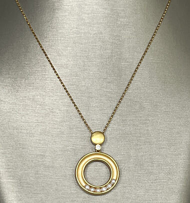 42494 Vermeil Circle Pendant Necklace B IMG_9148