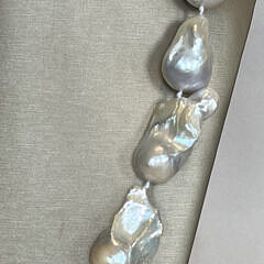 17mm x 30mm White Fresh Water Baroque Pearl Necklace