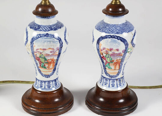42911 Famille Rose Lamps A 9640_2 JPG