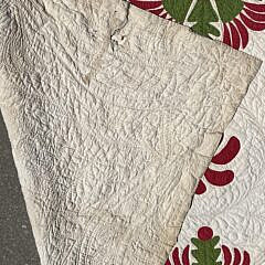 Civil War Era Red and Green Floral Applique Quilt, Mid 19th Century 