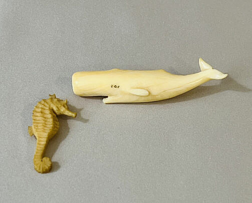 6-5510 Charlie Sayle Whale Pin and Seahorse Pendant A IMG_9232