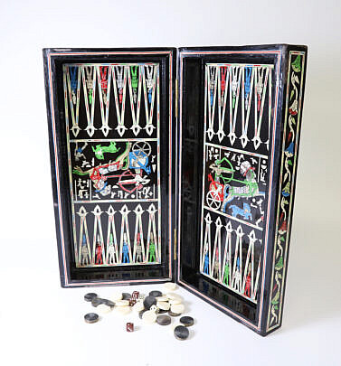 Mother Of Pearl Inlaid Game Box