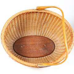Large Antique Oval Swing Handle Nantucket Basket Attributed to Mitchy Ray (1870-1956)