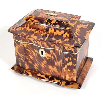 1532-1865 Pagoda Tea Caddy A