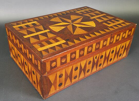 4256-955 Antique Inlaid Box A