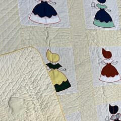 Vintage “Sun Bonnet Sue” Applique Quilt