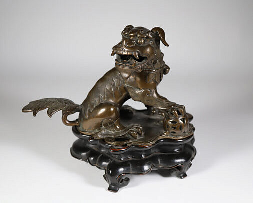 42880 Chinese Bronze Foo Dog Sensor A 0526 JPG