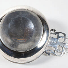 Lewis Cary Boston Coin Silver Porringer Stamped L. Cary, early 19th Century