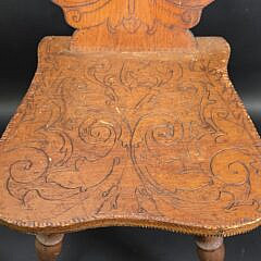 Antique English Oak Figural Carved Hall Chair, circa 1900