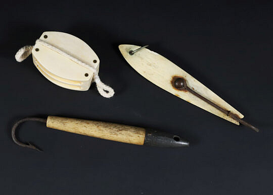 5-5537 Whale Bone Lures A 9831 JPG