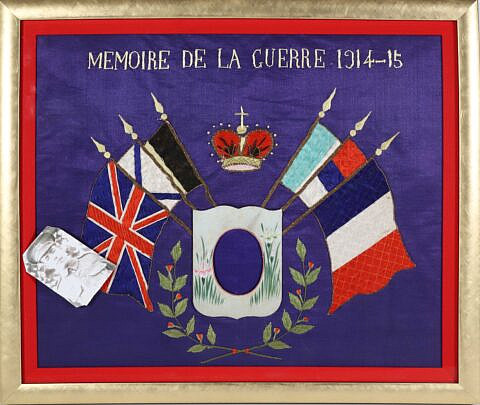 7-5555 Menoire de la Guerre Silk Embroidery A_IMG_9894