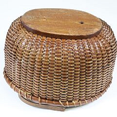 Antique Oval Swing Handle Nantucket Basket In Old Dark Surface