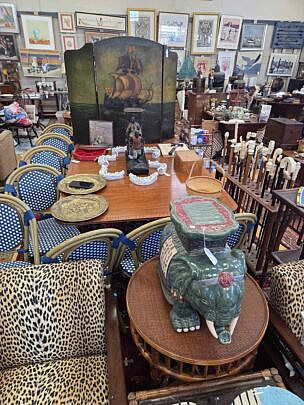 Marketplace Image 2