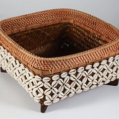 101 Cowrie Shell Rattan Container A 9819 JPG