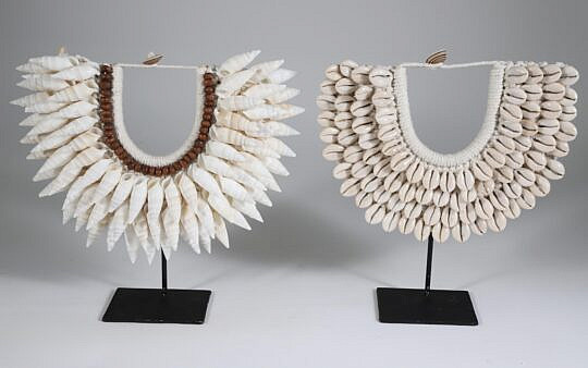 101 Two Bali Shell Bibs A 9863 JPG