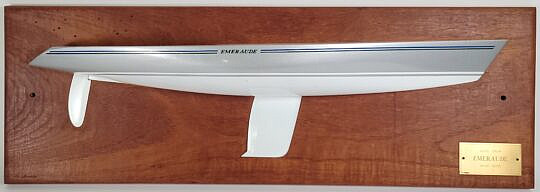 1596-1865 Emeraude Half Hull A