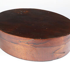 Shaker Oval Wooden Covered Box, 19th Century