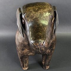 Vintage Dmitri Omersa Abercrombie & Fitch Leather Labrador Retriever Ottoman, 20th century