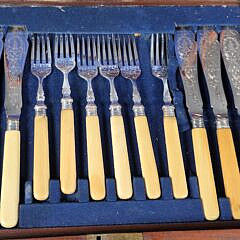 24 Piece Cased English Edwardian Fish Service