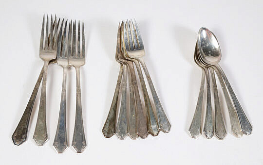 15 Pieces of Sterling Silver Towle Lady Mary Pattern, circa 1917