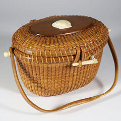 1-5569 Jose Formoso Reyes Nantucket Basket Scallop Shell A 0042 JPG