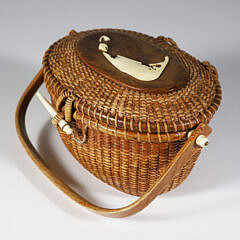 Bea & Hellen “The Wooden Jug” Nantucket Cocktail Basket with Carved Nantucket Island on Lid, circa 1960s
