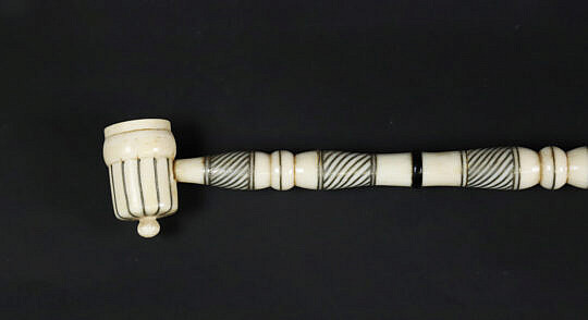 42998 Opium Pipe C 9770_2 JPG