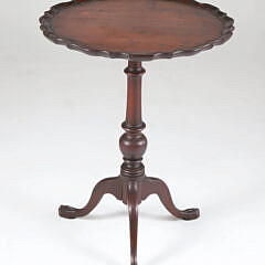Chippendale Mahogany Pie Crust Tilt Top Tea Table, 19th Century