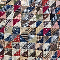 Antique Touching Triangles “Broken Dishes” Patchwork Quilt, 19th Century